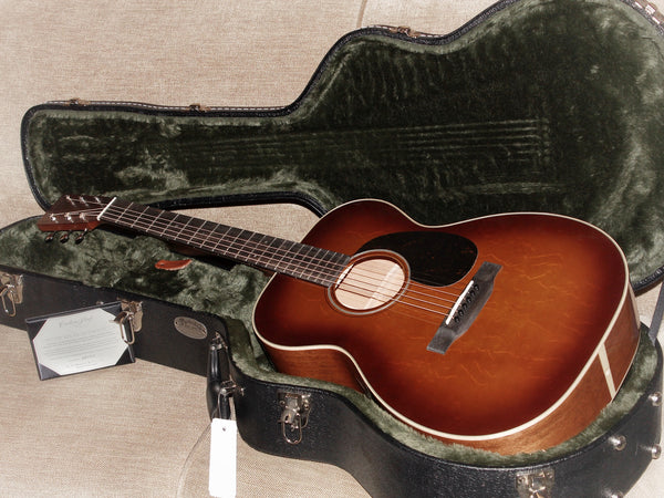 Martin Custom Shop 00-18 Style Bearclaw / Ambertone Engelmann Top Acoustic Guitar
