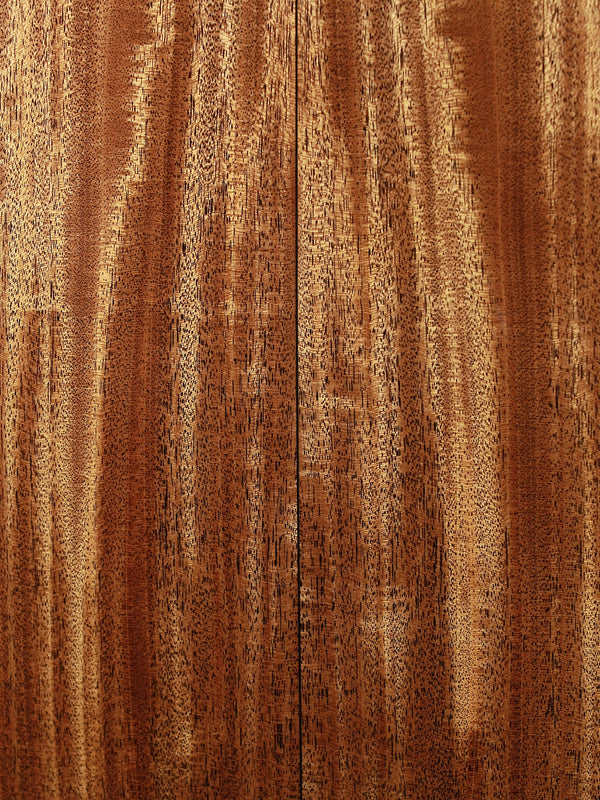 Martin Custom Shop 00-18 Style Bearclaw / Ambertone Engelmann Top Acoustic Guitar