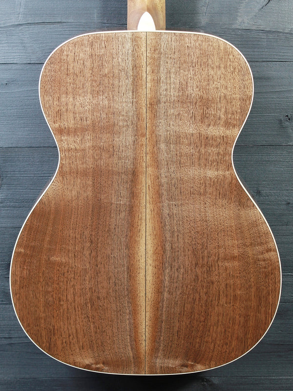 Martin Guitars Custom Shop 000 14-Fret Black Walnut Limited Availability