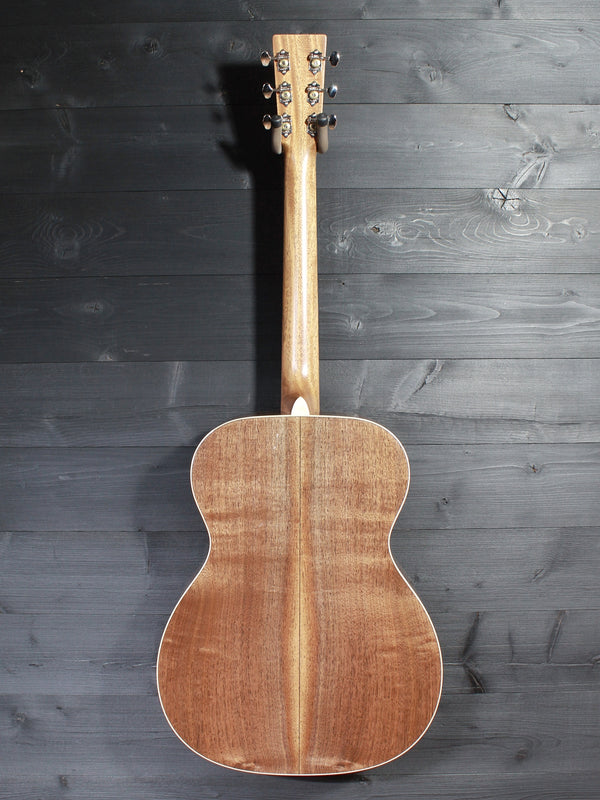 Martin Guitars Custom Shop 000 14-Fret Black Walnut Limited Availability