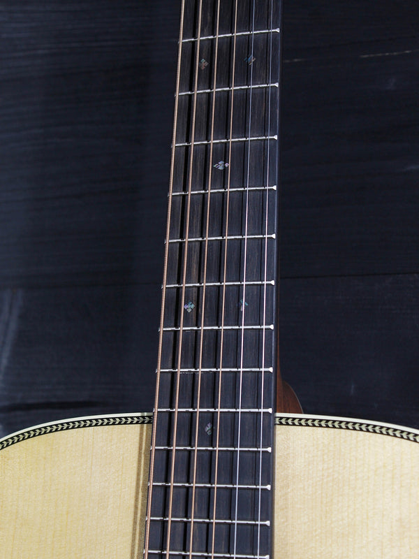 Martin HD-28 Standard Series Acoustic Guitar | Solid East Indian Rosewood & Sitka Spruce Dreadnought