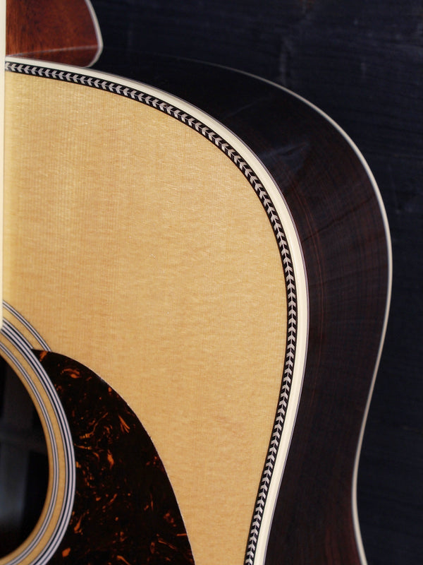 Martin HD-35 Acoustic Guitar - Rosewood Dreadnought Natural