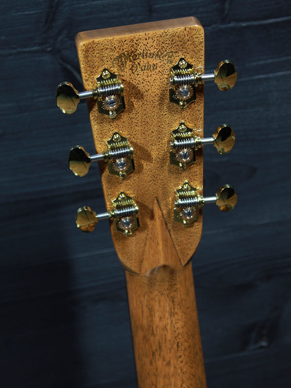 Martin O’ahu K-42 Hibiscus back of headstock close-up with Martin Oahu logo.