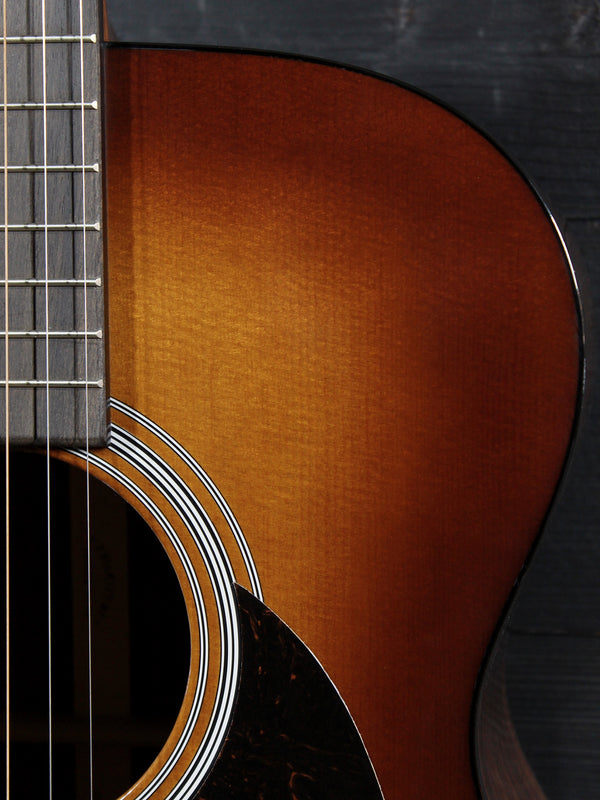 Martin OM-21 Ambertone Acoustic Guitar – Solid Rosewood Orchestra Model with Spruce Top