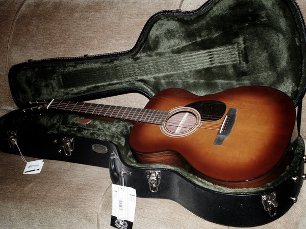 Martin OM-21 Ambertone Acoustic Guitar – Solid Rosewood Orchestra Model with Spruce Top