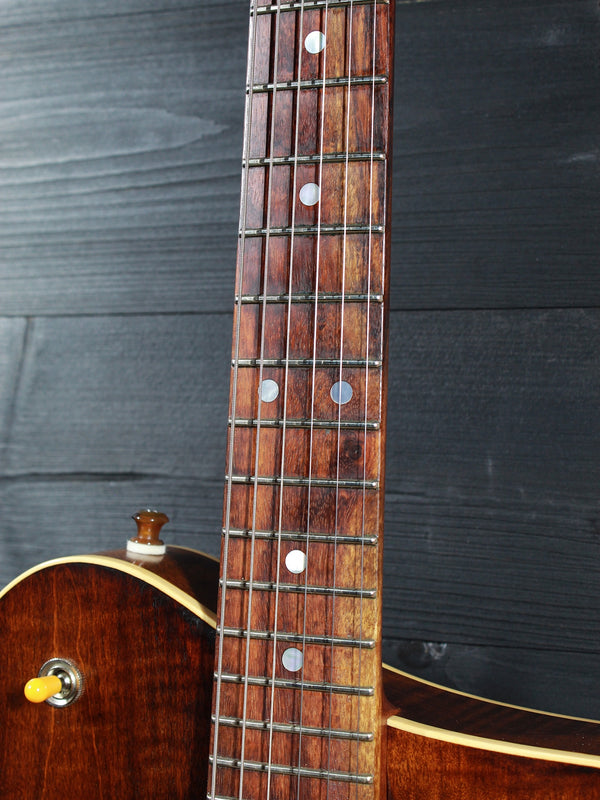 Pre-Owned Retrograde Cambridge Handmade Hollowbody Electric Guitar