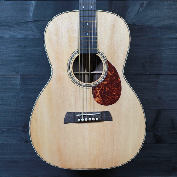 Roberts Luthiery Custom 000 12-Fret Brazilian / Aged Sitka Guitar w/ K&K Pure Mini Pickup