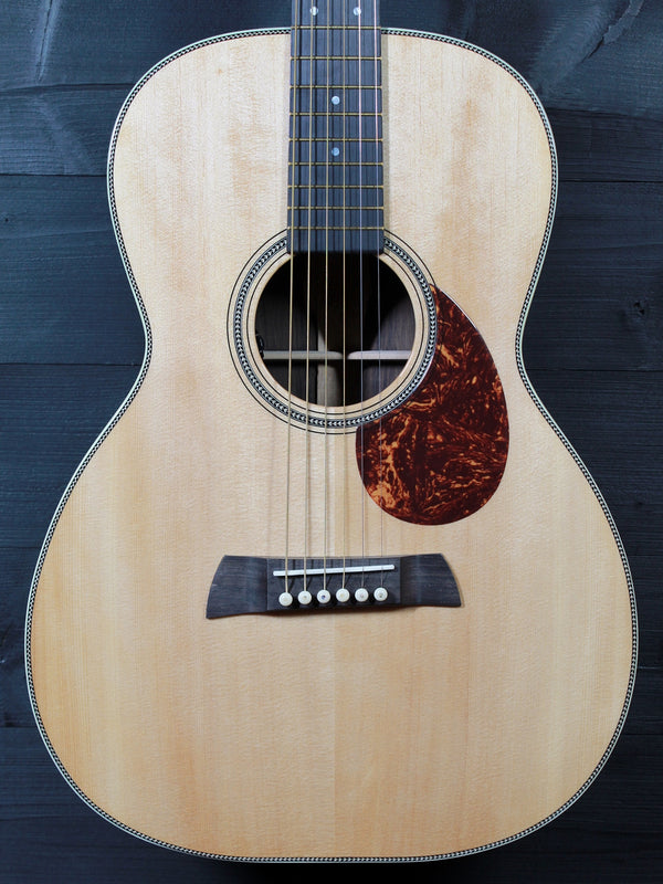 Roberts Luthiery Custom 000 12-Fret Brazilian / Aged Sitka Guitar w/ K&K Pure Mini Pickup