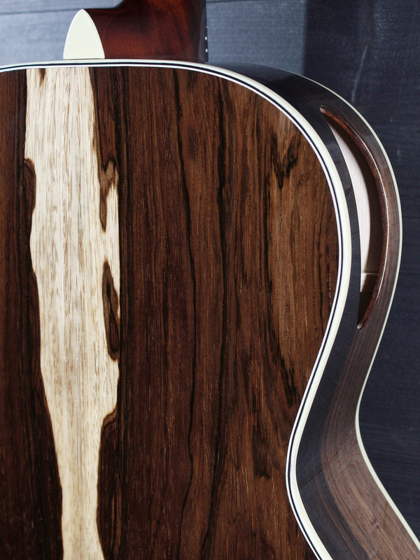 Roberts Luthiery Custom 000 12-Fret Brazilian / Aged Sitka Guitar w/ K&K Pure Mini Pickup