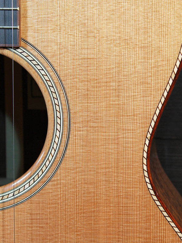 Santa Cruz Guitar Custom OM Walnut / Cedar Acoustic