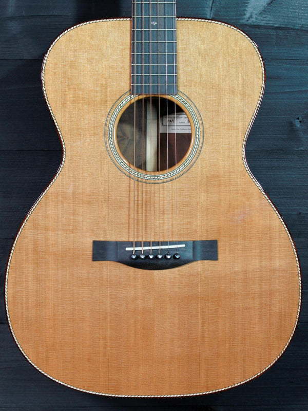 Santa Cruz Guitar Custom OM Walnut / Cedar Acoustic