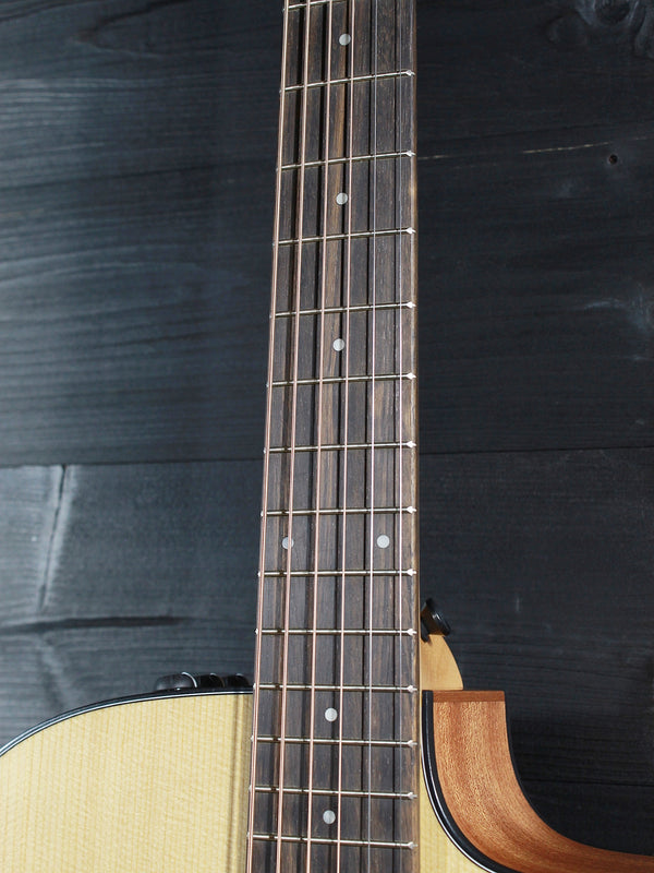 Taylor 110ce acoustic-electric guitar fretboard Ebony 