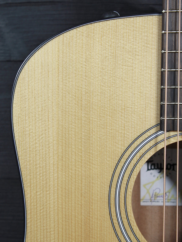 Taylor 110ce acoustic-electric guitar Torrified top