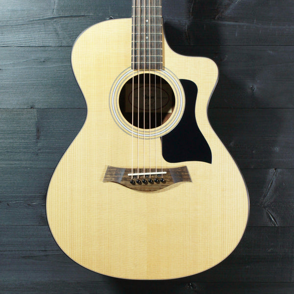 Taylor Grad Concert body acoustic guitar 