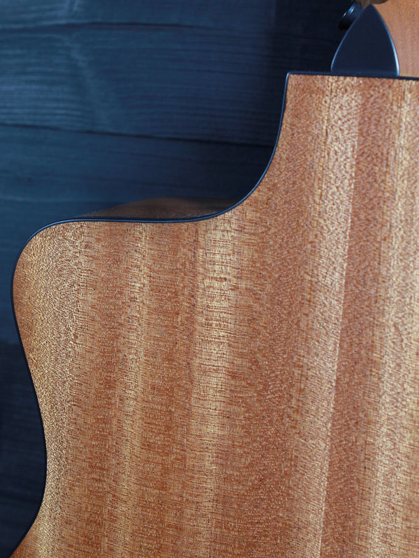 Taylor 114ce Sapele / Spruce Acoustic-Electric Guitar