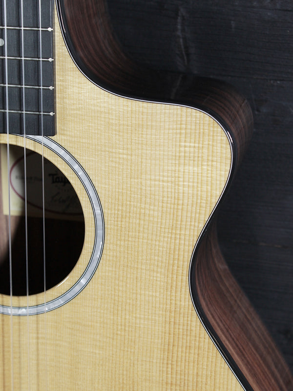 Taylor 212ce-N Plus Rosewood Nylon String Acoustic-Electric Guitar