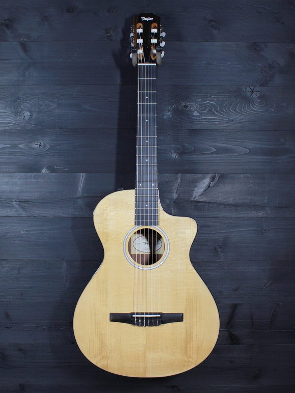 Taylor 212ce-N Plus Rosewood Nylon String Acoustic-Electric Guitar