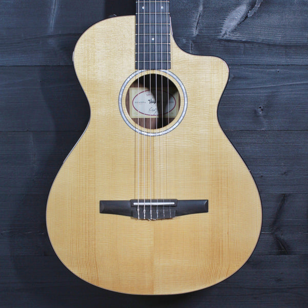 Taylor 212ce-N Plus Rosewood Nylon String Acoustic-Electric Guitar