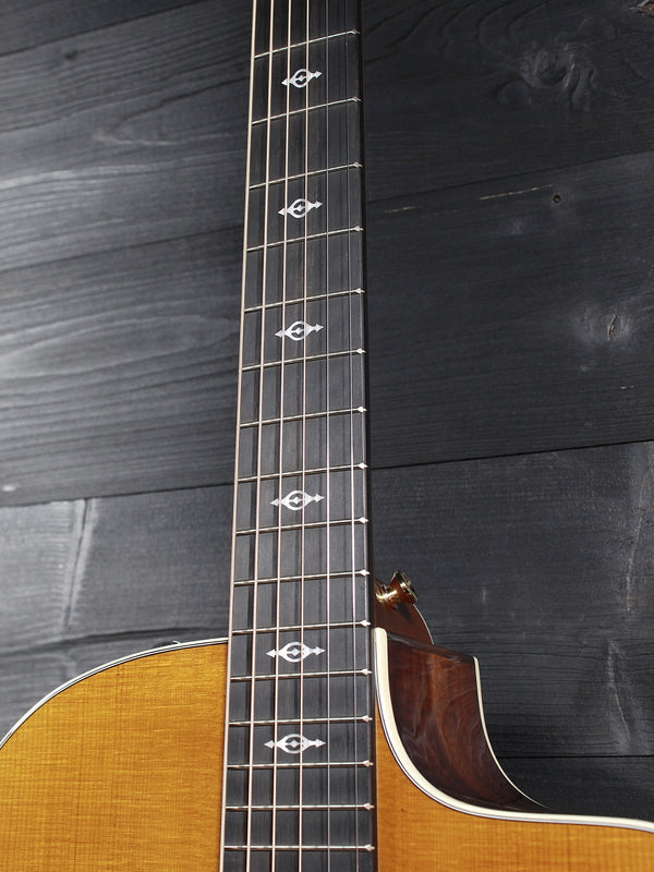 Taylor 214ce K DLX / Koa Deluxe - Special Edition Honeyburst Acoustic-Electric Guitar