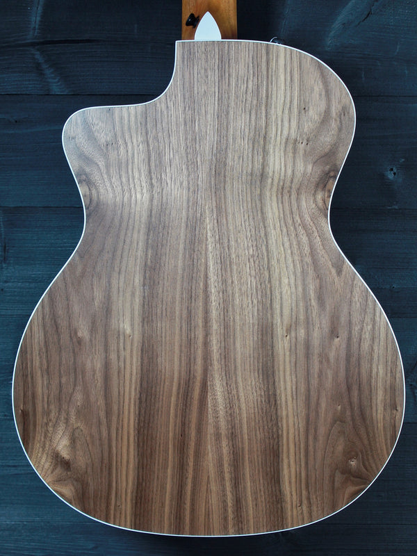 Taylor 214ce-N - Nylon String Walnut Grand Auditorium Acoustic / Electric Guitar