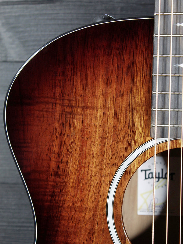 Taylor 224ce-K DLX Koa Acoustic-Electric Guitar | Grand Auditorium Cutaway w/ ES2 Pickup