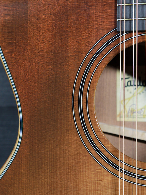 Taylor 354ce Studio Special Edition Honeyburst 12-String Acoustic-Electric Guitar