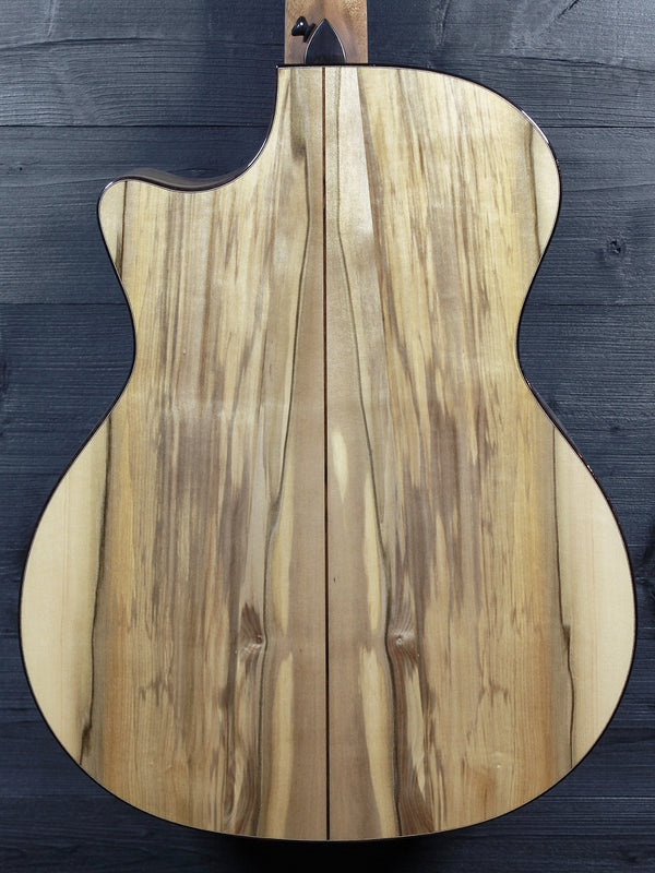 Taylor Tone Show Exclusive 814ce with Blackheart Sassafras back and sides