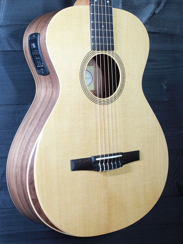 Taylor Academy 12E N / Nylon String - Holiday Price Reduction - Walnut Spruce Acoustic-Electric Guitar