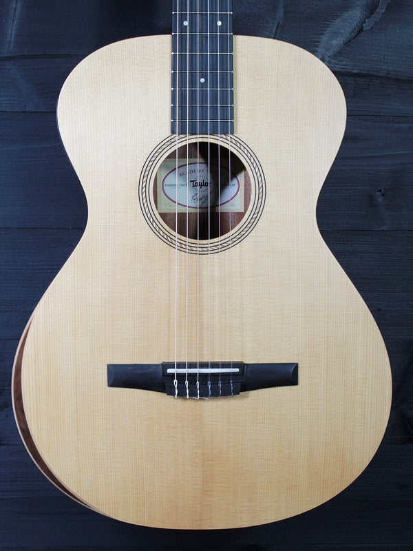 Taylor Academy 12E N / Nylon String - Holiday Price Reduction - Walnut Spruce Acoustic-Electric Guitar