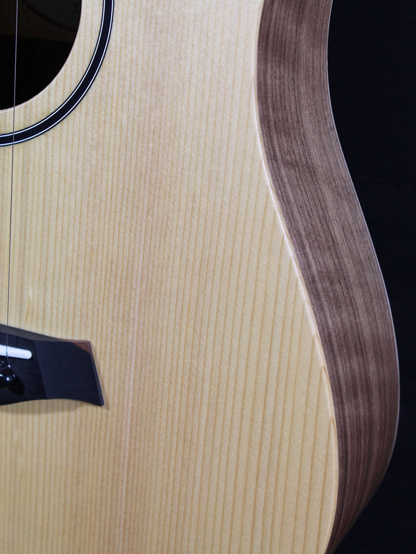 Taylor BT1e Baby Taylor Acoustic Electric Guitar | Compact Travel Guitar w/ ES-B Pickup