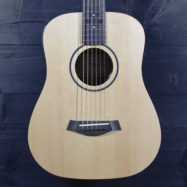Taylor Baby Taylor BT1e with gig bag included
