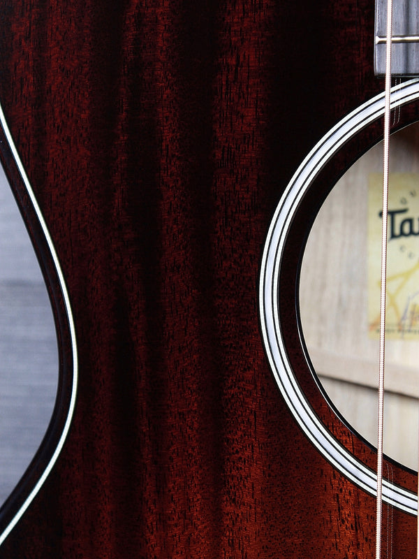 Taylor Guitars Builder’s Edition 524ce Urban Ash / Mahogany Acoustic-Electric Guitar