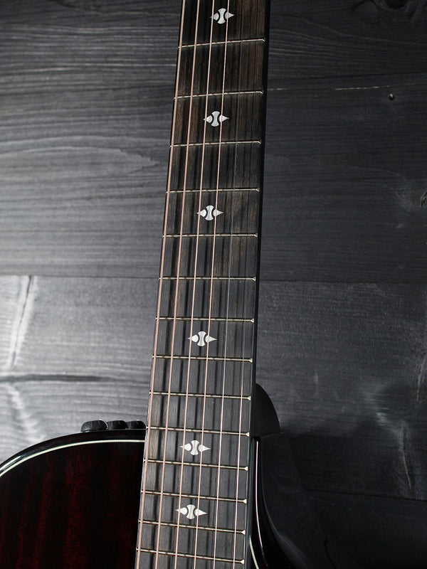 Taylor Guitars Builder’s Edition 524ce Urban Ash / Mahogany Acoustic-Electric Guitar