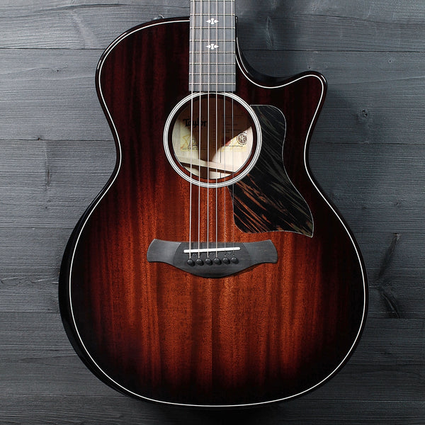 Taylor Guitars Builder’s Edition 524ce Urban Ash / Mahogany Acoustic-Electric Guitar