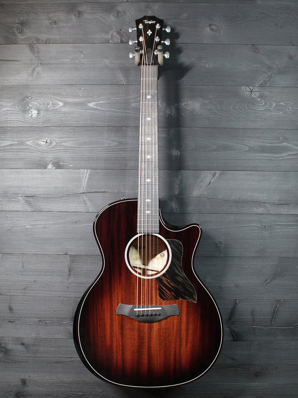 Taylor Guitars Builder’s Edition 524ce Urban Ash / Mahogany Acoustic-Electric Guitar