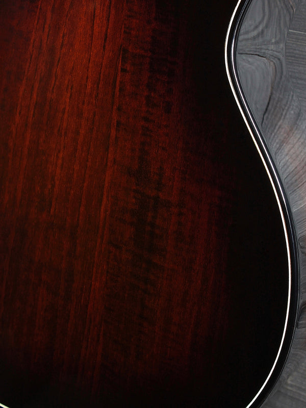 Taylor Guitars Builder’s Edition 524ce Urban Ash / Mahogany Acoustic-Electric Guitar