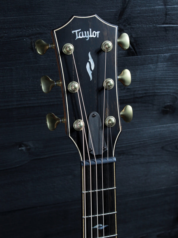Taylor Builder’s Edition 814ce Next Generation acoustic guitar headstock with inlay and Gotoh tuners.