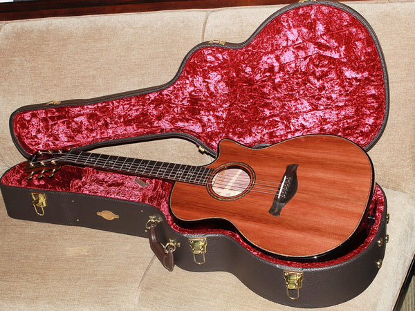 Taylor Builder’s Edition 914ce Next Generation with deluxe Taylor hardshell case included