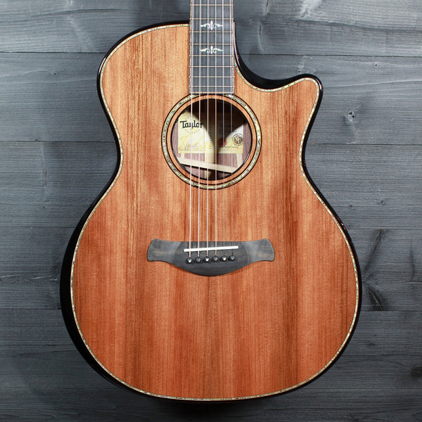 Taylor Builder’s Edition 914ce Next Generation acoustic electric guitar with sinker redwood top and Honduran rosewood back and sides front view