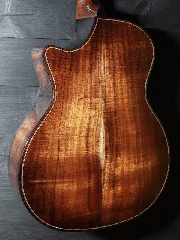 Detailed Hawaiian Koa grain on Taylor K24ce acoustic guitar