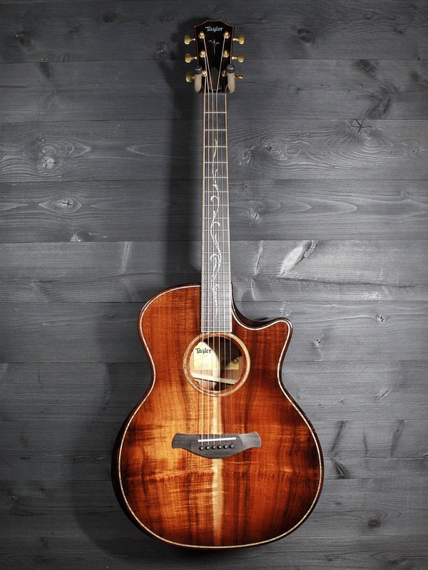 Taylor Builder’s Edition K24ce premium Hawaiian Koa top
