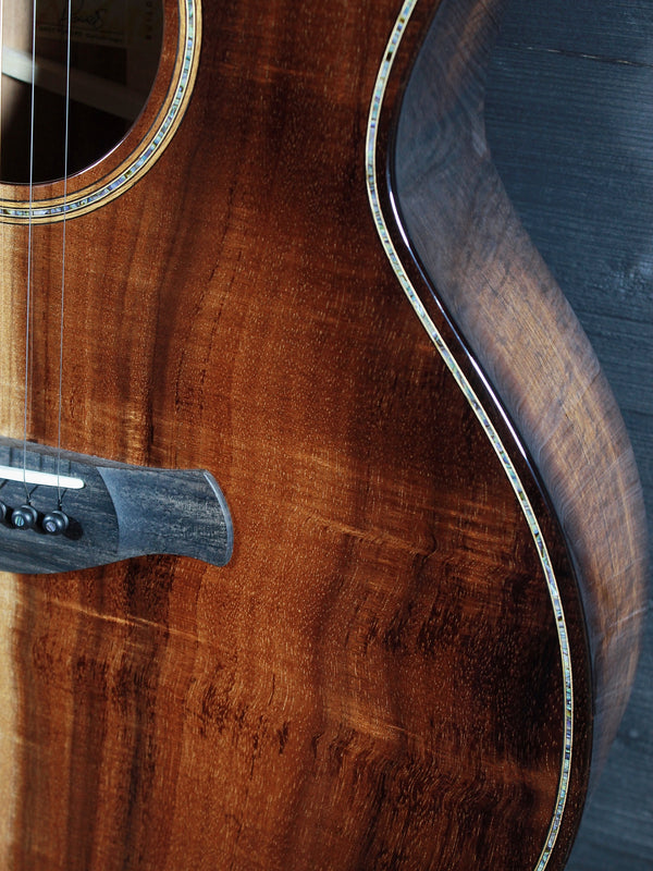 Taylor Builder’s Edition K24ce premium Hawaiian Koa top