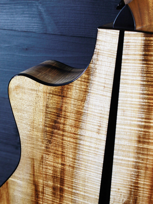 Taylor Custom Grand Auditorium – Premium Hawaiian Koa / Adirondack Performance X-Bracing / Tobias Music Exclusive