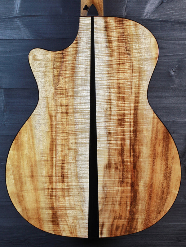Taylor Custom Grand Auditorium – Premium Hawaiian Koa / Adirondack Performance X-Bracing / Tobias Music Exclusive