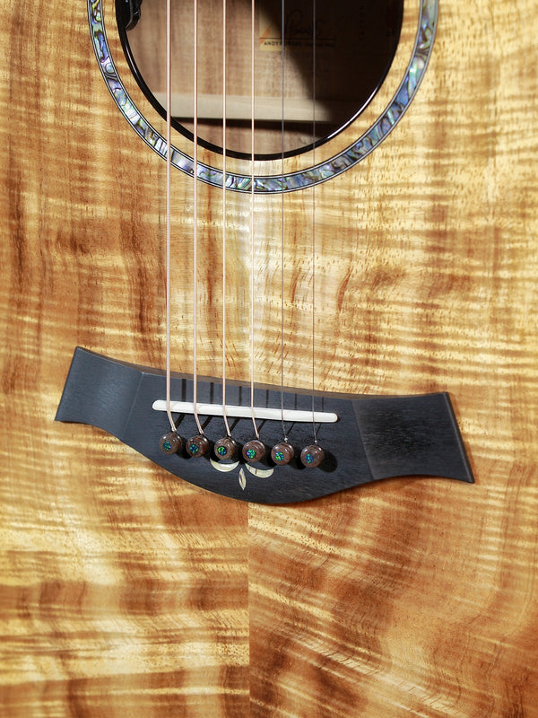 Taylor Custom Grand Auditorium – Premium Hawaiian Koa / Adirondack Performance X-Bracing / Tobias Music Exclusive