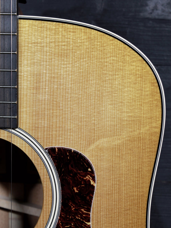 Taylor Gold Label 510e Trey Hensley Signature Model — Antique Blond Acoustic-Electric Guitar