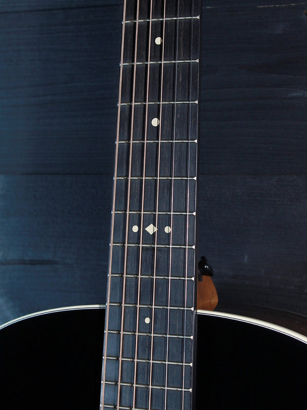 Taylor Gold Label 514e Blacktop with torrefied spruce top With Ebony fretboard 