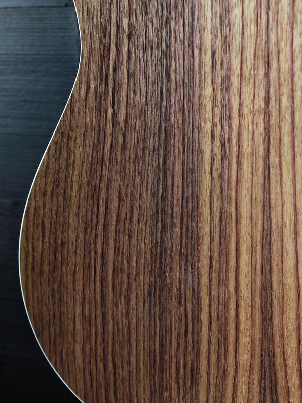     Taylor Gold Label 717e Sunburst solid rosewood back Lower bout