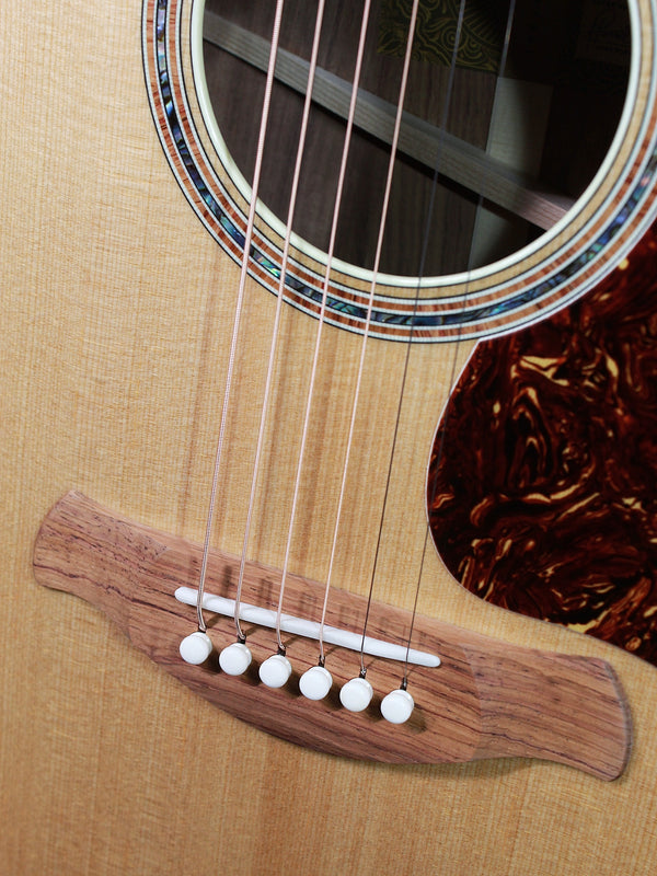 Taylor Gold Label 814e Honduran Rosewood Torrified Spruce Acoustic-Electric Guitar