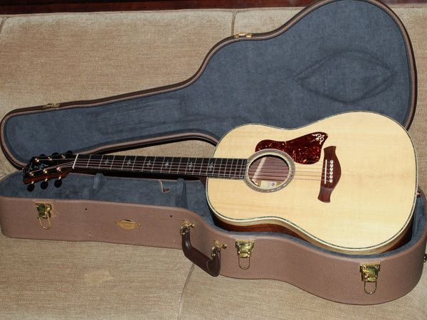 Taylor Gold Label 917e LTD Brazilian Rosewood / Adirondack Acoustic-Electric Guitar